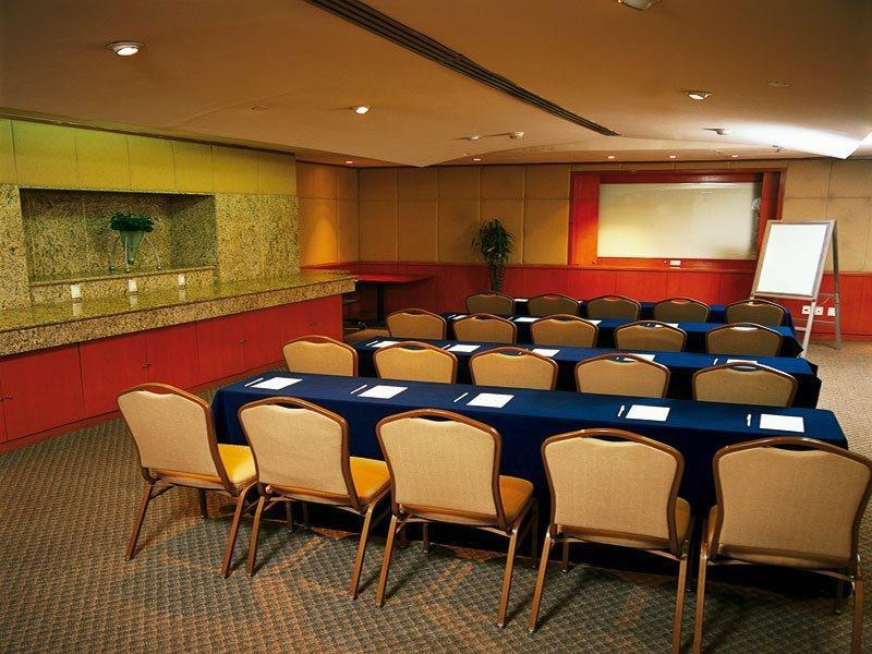 Eurostars Zona Rosa Suites Meksika Dış mekan fotoğraf A typical meeting room